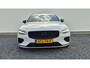 Volvo V60 2.0 T8 Recharge AWD R-Design Zeer Compleet uitgerust - Panorama dak - Trekhaak wegklapbaar - Audio Park Assist - Head Up - Lighting Pack