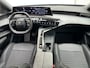 Peugeot 3008 1.2 Hybrid 136 Allure | Achterbank in delen neerklapbaar | Achteruitrijcamera | Apple Carplay/Android Auto|telefoonintegratie premium