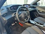 Peugeot 2008 1.2 Hybrid 136 GT | Achterbank in delen neerklapbaar | Achteruitrijcamera | Airco (automatisch)