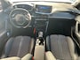 Peugeot 2008 1.2 Hybrid 136 GT | Achterbank in delen neerklapbaar | Achteruitrijcamera | Airco (automatisch)