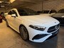 Mercedes-Benz A-klasse A200 200 AMG Nieuw Model Line Pano/Ambiente/Facelift/Camera