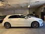 Mercedes-Benz A-klasse A200 200 AMG Nieuw Model Line Pano/Ambiente/Facelift/Camera