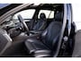BMW 5-Serie Touring 520d 191 pk High Executive M-Sportpakket / BTW-Auto/ Pano-Dak/ Harman&Kardon/ Camera/ Leder/ Sport-Stoelen/ Stoel.Verw/ Lucht-Vering/ 20'' LMV