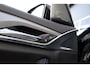 BMW 5-Serie Touring 520d 191 pk High Executive M-Sportpakket / BTW-Auto/ Pano-Dak/ Harman&Kardon/ Camera/ Leder/ Sport-Stoelen/ Stoel.Verw/ Lucht-Vering/ 20'' LMV