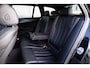 BMW 5-Serie Touring 520d 191 pk High Executive M-Sportpakket / BTW-Auto/ Pano-Dak/ Harman&Kardon/ Camera/ Leder/ Sport-Stoelen/ Stoel.Verw/ Lucht-Vering/ 20'' LMV