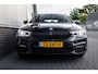 BMW 5-Serie Touring 520d 191 pk High Executive M-Sportpakket / BTW-Auto/ Pano-Dak/ Harman&Kardon/ Camera/ Leder/ Sport-Stoelen/ Stoel.Verw/ Lucht-Vering/ 20'' LMV