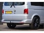 Volkswagen Transporter 2.0 TDI L2H1 DC-5P, BULLI 150PK AUT. 2X SCHUIFDEUR, TREKHAAK, ADAPT. CRUISE, VIRTUAL, CAMERA, NAVI, AIRCO, DUBBELE CABINE