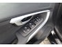 Volvo V40 1.5 T2 Polar+ | Incl. 12 maanden garantie | Automaat | Trekhaak | Navigatie | Bluetooth | Lichtmetalen velgen | Stoelverwarming | Parkeersensoren | Cruise control