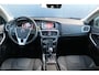 Volvo V40 1.5 T2 Polar+ | Incl. 12 maanden garantie | Automaat | Trekhaak | Navigatie | Bluetooth | Lichtmetalen velgen | Stoelverwarming | Parkeersensoren | Cruise control