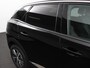 Peugeot 3008 1.2 PureTech Allure Climate control Adaptive cruise control Achteruitrijd camera Parkeersensoren Verwarmde voorstoelen LED Navigatie Apple Carplay/ Android Auto