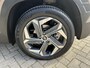 Hyundai Tucson 1.6 T-GDI PHEV Comfort Smart 4WD | Rijklaarprijs dus GEEN afleverkosten! | Trekhaak | Navigatie |