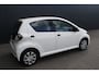 Toyota Aygo 1.0 VVT-i Now - AIRCO - NAVIGATIE - APK 11-26 - PDC - 5-DEURS
