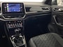 Volkswagen T-Roc 1.5 TSI R-Line edition IQ Light/Matrix Koplampen Camera IQ Drive ACC Carplay Virtual Cockpit *Nieuwe Auto*