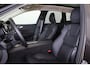 Volvo XC60 T6 Recharge AWD Plus Dark - LONG RANGE - Panorama/schuifdak - IntelliSafe Assist & Surround - 360º Camera - Harman/Kardon audio - Adaptieve LED koplampen - Verwarmde voorstoelen, stuur & achterbank - Parkeersensoren voor & achter - Elektr. bedienb. voorstoelen met geheugen - Head up display - Draadloze tel. lader - Extra getint glas - Elektr. inklapbare trekhaak - 19' LMV