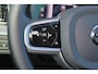 Volvo XC60 T6 Recharge AWD Plus Dark - LONG RANGE - Panorama/schuifdak - IntelliSafe Assist & Surround - 360º Camera - Harman/Kardon audio - Adaptieve LED koplampen - Verwarmde voorstoelen, stuur & achterbank - Parkeersensoren voor & achter - Elektr. bedienb. voorstoelen met geheugen - Head up display - Draadloze tel. lader - Extra getint glas - Elektr. inklapbare trekhaak - 19' LMV