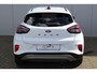 Ford Puma 1.0-125pk EcoBoost Mild-Hybrid Titanium. Fabr. garantie t/m 24-03-2029 ! Eén van de fijnst rijdende auto in z'n klasse ! Autm. airco, stoel-, stuur- en voorraamverw., cruise control, LED verl., navigatie, telefoonvoorb., DAB radio, Apple carplay/Android auto etc.
