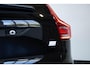 Volvo XC40 1.5 T4 Recharge Inscription | Panoramadak | Harman Kardon Premium Audio | Electrische wegklapbare trekhaak | lederen bekleding | Stoelverwarming | Parkeercamera | BLIS | Adaptive Cruise Control | Electrische bedienbare voorstoelen