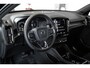 Volvo XC40 1.5 T4 Recharge Inscription | Panoramadak | Harman Kardon Premium Audio | Electrische wegklapbare trekhaak | lederen bekleding | Stoelverwarming | Parkeercamera | BLIS | Adaptive Cruise Control | Electrische bedienbare voorstoelen
