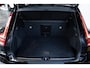 Volvo XC40 1.5 T4 Recharge Inscription | Panoramadak | Harman Kardon Premium Audio | Electrische wegklapbare trekhaak | lederen bekleding | Stoelverwarming | Parkeercamera | BLIS | Adaptive Cruise Control | Electrische bedienbare voorstoelen