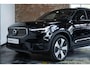Volvo XC40 1.5 T4 Recharge Inscription | Panoramadak | Harman Kardon Premium Audio | Electrische wegklapbare trekhaak | lederen bekleding | Stoelverwarming | Parkeercamera | BLIS | Adaptive Cruise Control | Electrische bedienbare voorstoelen