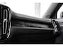 Volvo XC40 1.5 T4 Recharge Inscription | Panoramadak | Harman Kardon Premium Audio | Electrische wegklapbare trekhaak | lederen bekleding | Stoelverwarming | Parkeercamera | BLIS | Adaptive Cruise Control | Electrische bedienbare voorstoelen