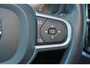 Volvo V60 T5 Momentum - IntelliSafe Assist & Surround - Verwarmde voorstoelen - Parkeersensoren voor & achter - Elektr. inklapbare trekhaak - 18' LMV