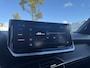 Peugeot 2008 1.2 Hybrid 145 GT | Alcantara bekleding | Camera | Navigatie | Adaptieve Cruise Control | Stoelverwarming/Stoelmassage | VOORRAAD MODEL