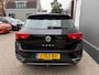 Volkswagen T-Roc 1.0 TSI Style / Apple Car Play / 1e eigenaar / Cruise Control / Airco / Trekhaak / Navigatie / Nederlandse auto