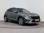 Hyundai Kona 1.6 GDI HEV PREMIUM *| NAVI | CAMERA | CLIMA | CRUISE | LEDER | 18'' LMVELGEN | AUTOMAAT | PDC VóóR & ACHTER | FABRIEKSGARANTIE GELDIG T/M 3-2026! |