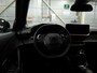 Peugeot 2008 1.2 Hybrid 136 Allure | Achterbank in delen neerklapbaar | Airco (automatisch) | Apple Carplay/Android Auto|telefoonintegratie premium