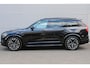 Volvo XC90 2.0 T8 Plug-in hybrid AWD Ultra Dark | Luchtvering  | Voorstoel(en) Met Massagefunctie | Trekhaak Elektrisch Uitklapbaar | Extra Getint Glas | Gelaagde zijruit | Achterbank Verwarmd | Apple Carplay/Android Auto | Electronic Climate Controle |