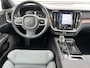 Volvo V60 2.0 T6 Recharge AWD Inscription Trekhaak Panoramadak Pilot Assist ACC Tailored Wool Bekleding Exterior Styling Kit 19 Inch Elec. Stoelen Camera PDC Harman Kardon Contourstoelen Plug in Hybride NL Auto 1e Eigenaar