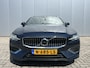 Volvo V60 2.0 T6 Recharge AWD Inscription Trekhaak Panoramadak Harman Kardon Audio Pilot Assist ACC Exterior Styling Kit 19 Inch Velgen Elektrische Stoelen Camera Parkeersensoren Contourstoelen Plug in Hybride NL Auto