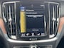 Volvo V60 2.0 T6 Recharge AWD Inscription Trekhaak Panoramadak Pilot Assist ACC Tailored Wool Bekleding Exterior Styling Kit 19 Inch Elec. Stoelen Camera PDC Harman Kardon Contourstoelen Plug in Hybride NL Auto 1e Eigenaar