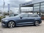 Volvo V60 2.0 T6 Recharge 340 pk AWD Inscription Trekhaak Panoramadak Pilot Assist ACC Tailored Wool Bekleding Exterior Styling Kit 19 Inch Elec. Stoelen Camera PDC Harman Kardon Contourstoelen Plug in Hybride NL Auto 1e Eigenaar