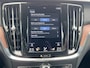 Volvo V60 2.0 T6 Recharge AWD Inscription Trekhaak Panoramadak Pilot Assist ACC Tailored Wool Bekleding Exterior Styling Kit 19 Inch Elec. Stoelen Camera PDC Harman Kardon Contourstoelen Plug in Hybride NL Auto 1e Eigenaar