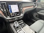 Volvo V60 2.0 T6 Recharge 340 pk AWD Inscription Trekhaak Panoramadak Pilot Assist ACC Tailored Wool Bekleding Exterior Styling Kit 19 Inch Elec. Stoelen Camera PDC Harman Kardon Contourstoelen Plug in Hybride NL Auto 1e Eigenaar