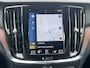 Volvo V60 2.0 T6 Recharge 340 pk AWD Inscription Trekhaak Panoramadak Pilot Assist ACC Tailored Wool Bekleding Exterior Styling Kit 19 Inch Elec. Stoelen Camera PDC Harman Kardon Contourstoelen Plug in Hybride NL Auto 1e Eigenaar