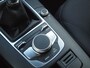 Audi A3 Limousine 35 TFSI CoD Pro Line | 19 Inch | Navigatie | Privacy glas |