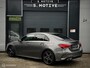 Mercedes-Benz A-klasse 180 AMG Line 11-2022 / Stoelverwrg / Apple