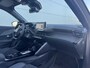 Peugeot e-2008 EV GT Avantage 54 kWh | Alcantara bekleding | Adaptieve Cruise Control | 360 Camera | navigatie | stoelverwarming | Apple Carplay/Android Auto
