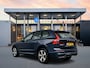 Volvo XC60 T6 Recharge Plus Dark | 19" | 360 Camera | Trekhaak | Elektrisch verstelbare stoelen | Stoel/stuur/achterbank verwarming | Adaptieve cruise | BLIS