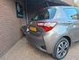 Toyota Yaris 1.5 Hybrid Design Red Navigatie / Achteruitrijcamera / Cruise Controle / Bluetooth /