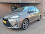 Toyota Yaris 1.5 Hybrid Design Red Navigatie / Achteruitrijcamera / Cruise Controle / Bluetooth /