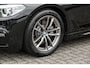 BMW 5-Serie Touring 520i 184Pk Aut. | High Executive | M-Sport | Shadowline | Achteruitrijcamera | Panoramadak | 18''