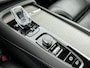 Volvo XC90 T8 Recharge Inscription Exclusive 20" | Luchtvering | Bowers & Wilkins | Geventileerd Nappa | Massagestoelen | 360 Camera | Head-up | Trekhaak | Full LED | Gelamineerd glas | Panoramadak