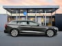 Volvo V60 T6 Recharge Ultimate Bright 18" | Panoramadak | Blond Leder | Head-up | Elektr. verst. stoelen | Harman Kardon | Parkeercamera | Stoel/stuur/achterbankverwarming | Adaptieve cruise | BLIS | Getint glas