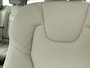 Volvo V60 T6 Recharge Ultimate Bright 18" | Panoramadak | Blond Leder | Head-up | Elektr. verst. stoelen | Harman Kardon | Parkeercamera | Stoel/stuur/achterbankverwarming | Adaptieve cruise | BLIS | Getint glas
