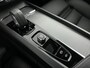 Volvo XC60 T6 Recharge Ultimate Bright | 21" | Luchtvering | Panoramadak | Head-up | Harman Kardon | Elektr. verst. stoelen | Adaptieve cruise | BLIS | Full LED AUTOMATIC | Chroom delen exterieur | Elektrisch glazen panorama-dak | Keyless entry | Koplampen adaptief | Lichtmetalen velgen 5-spaaks 21" | Parkeersensor achter | Parkeersensor voor | Audio installatie premium | Head-up display | Navigatiesysteem full m