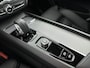 Volvo XC60 T6 Recharge Ultra Dark 21" | 360 Camera | Trekhaak | Panoramadak | Head-up | Harman Kardon | Elektr. verst. stoelen | Full LED | Stoel/stuur/achterbankverwarming